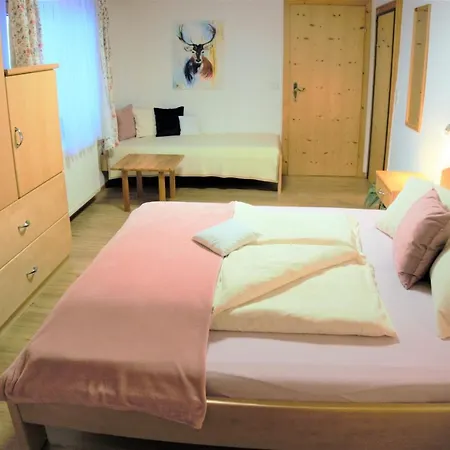 Apartment Stallhaeusl