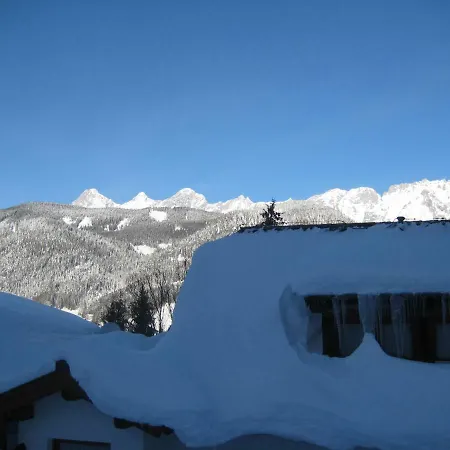 Apartment Stallhaeusl