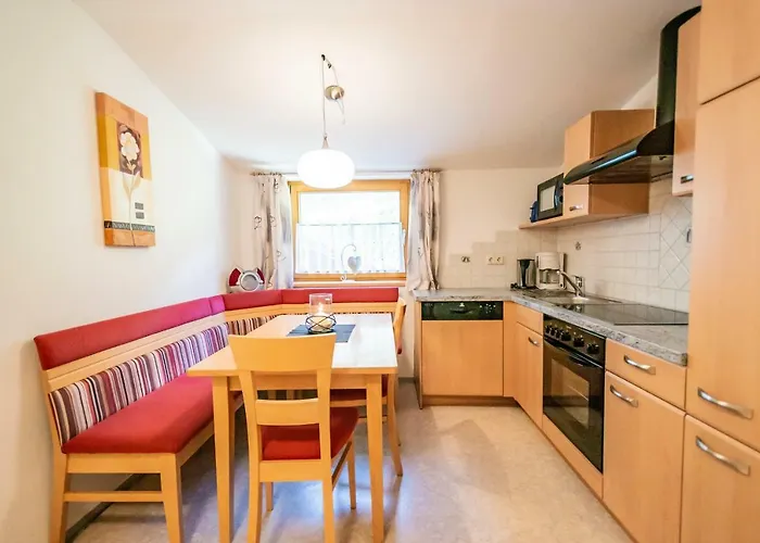 Stallhaeusl 公寓 *